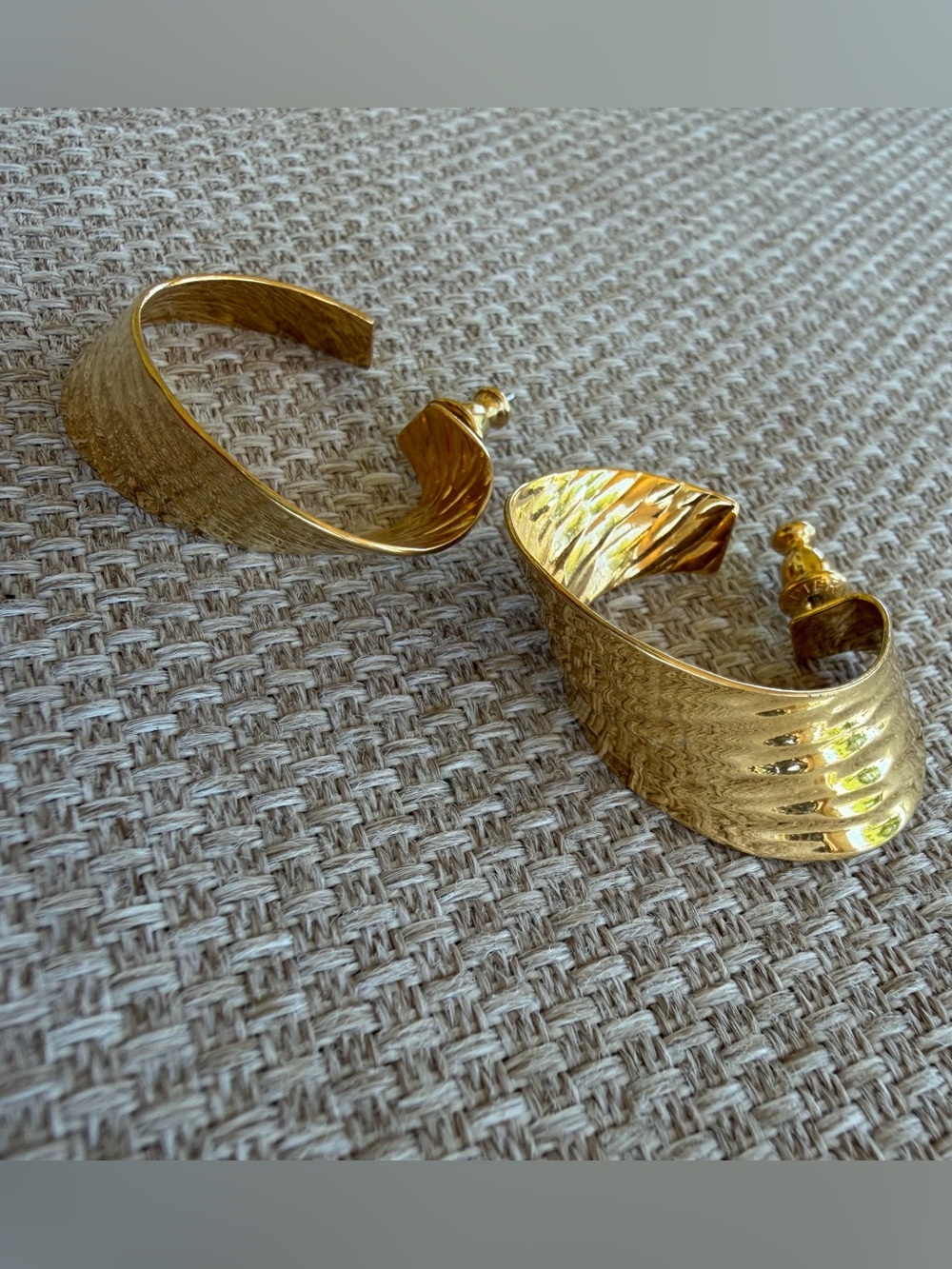 Gold Tone Textured Wide Half Hoop Earrings Pierced Post Retro Boho Vintage